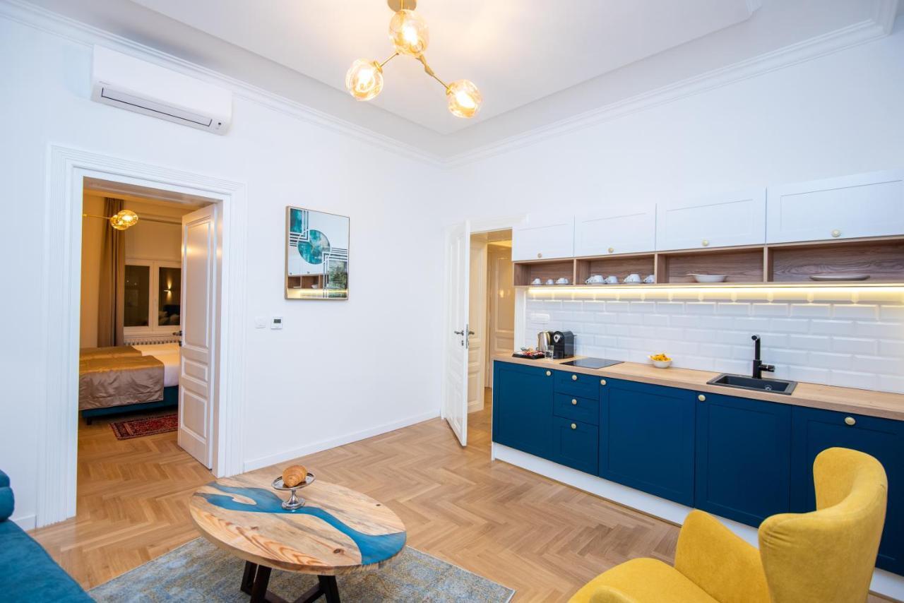 Megapolis City Center Suites Сараево Экстерьер фото