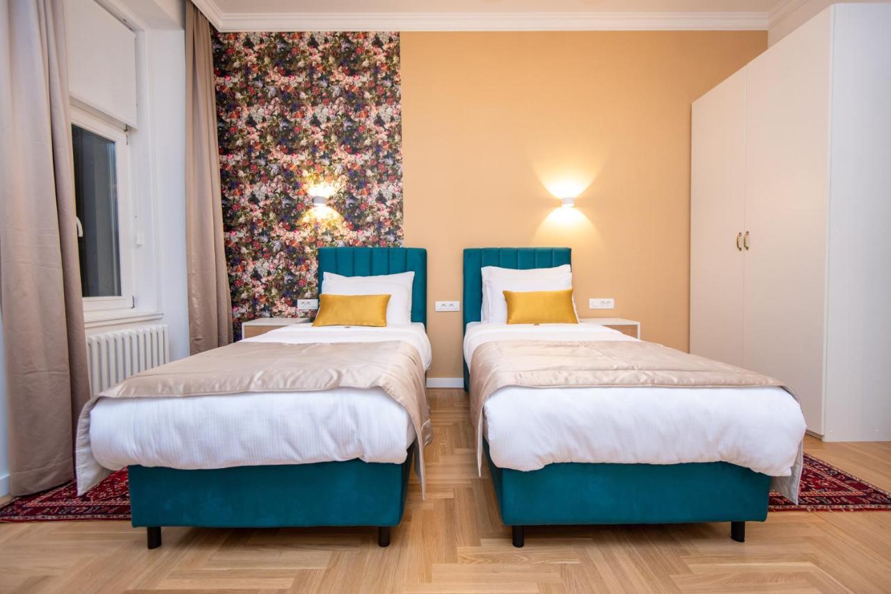 Megapolis City Center Suites Сараево Экстерьер фото